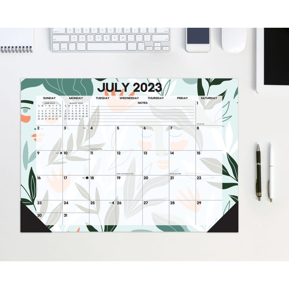 Botanical Bliss 2024 Academic Desk Pad