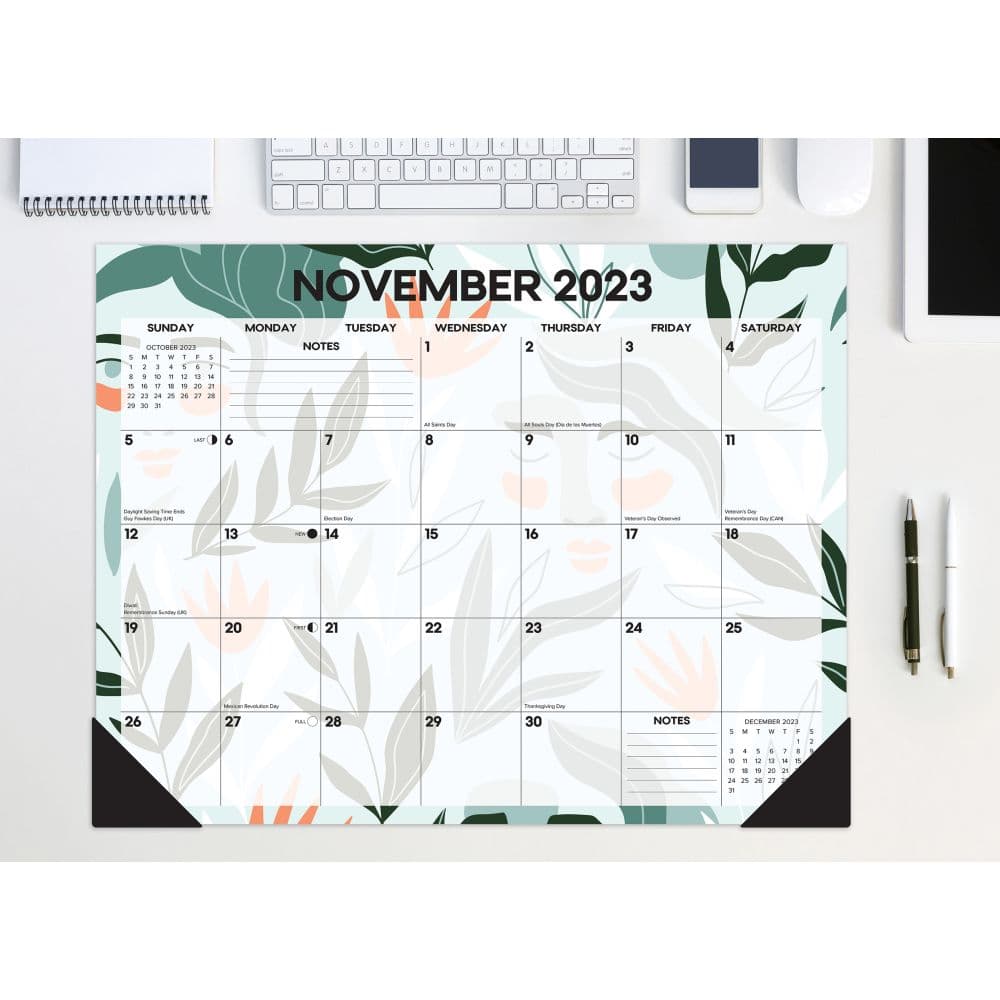 Botanical Bliss 2024 Academic Desk Pad